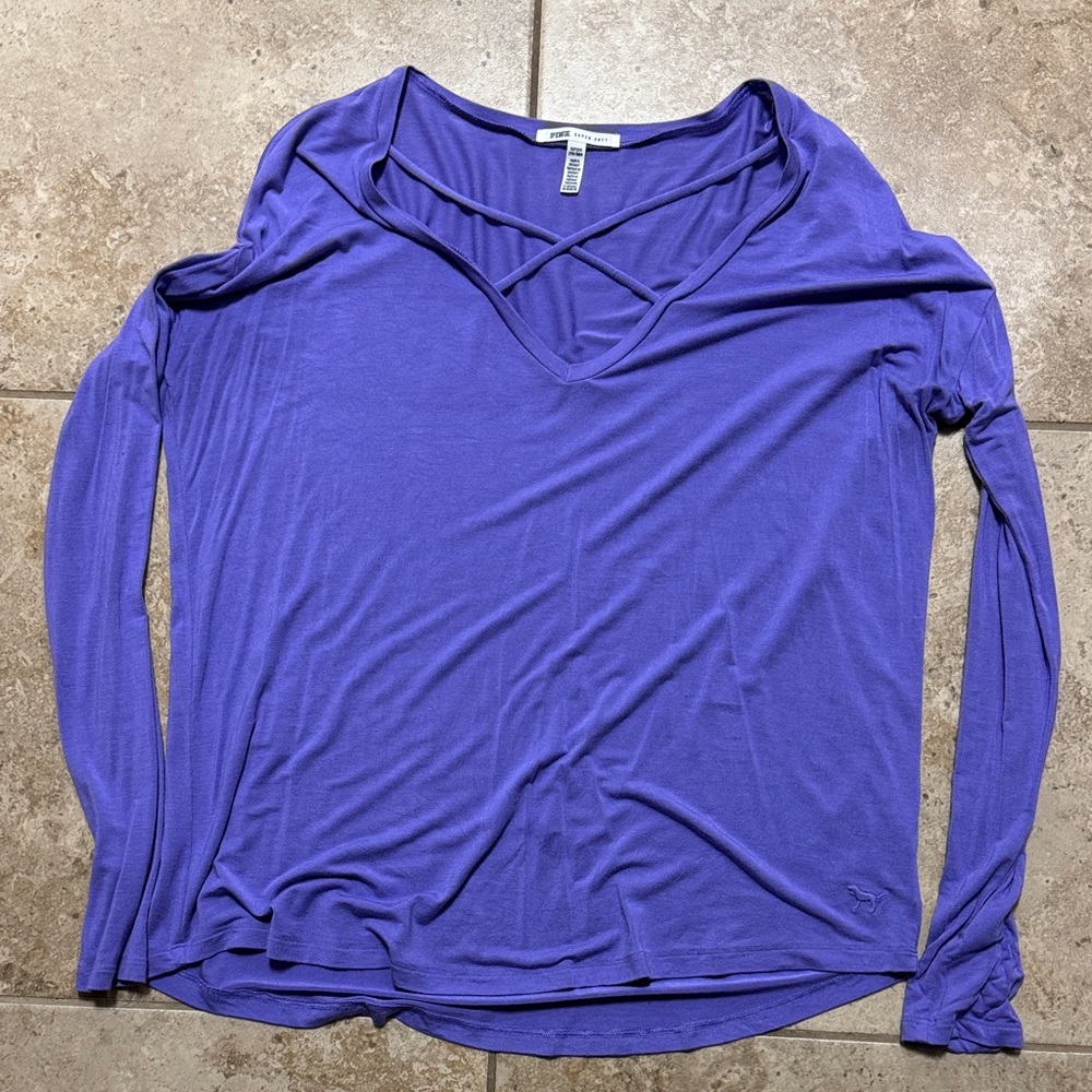 EUC Purple VS PINK long sleeve shirt - small